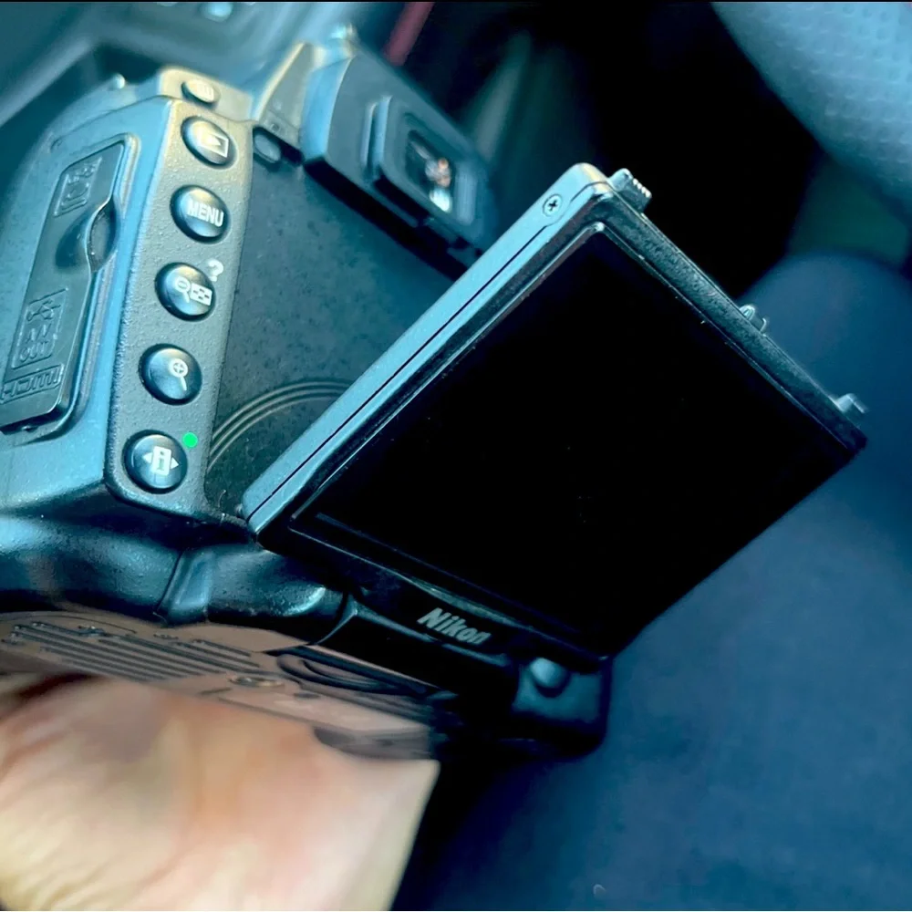 Nikon DX Camera - AF-S Nikkor 18-55mm